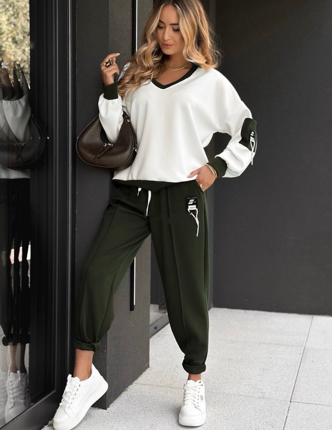 CONJUNTO URBANO CONTRAST