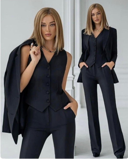 TRAJE ESCARLATA